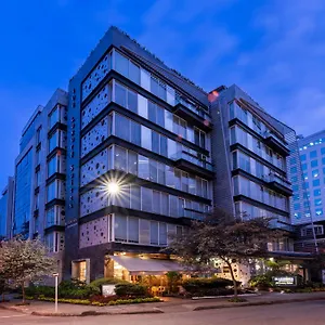 100 Luxury By Preferred ***** Bogota